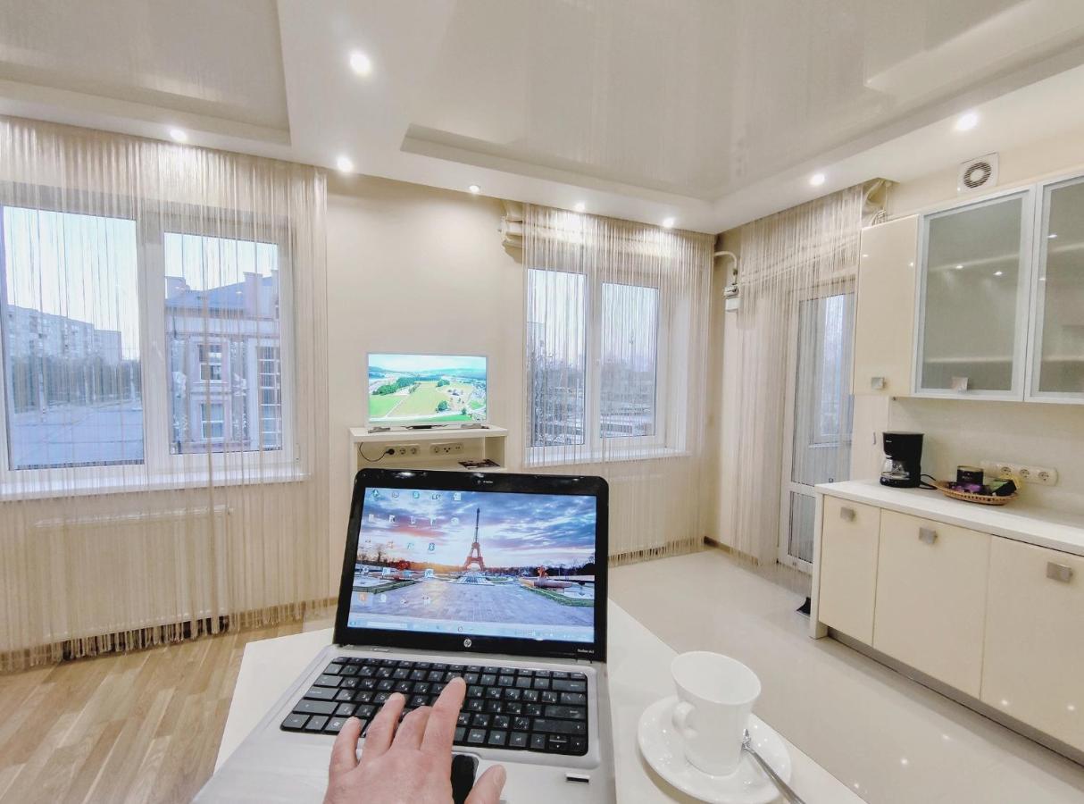 Positive Apartment Lviv Exterior photo